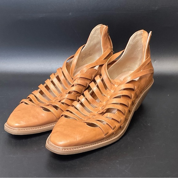 Kelsi Dagger Brooklyn Clinton Shooties Women’s Size 8.5 Sandals - Picture 3 of 8